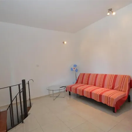 House Adriatic 3*