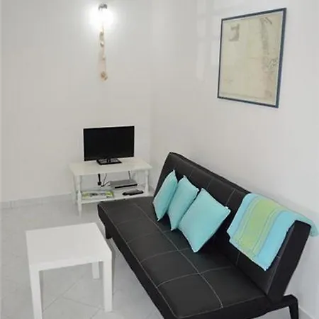 House Adriatic 3* Čunski